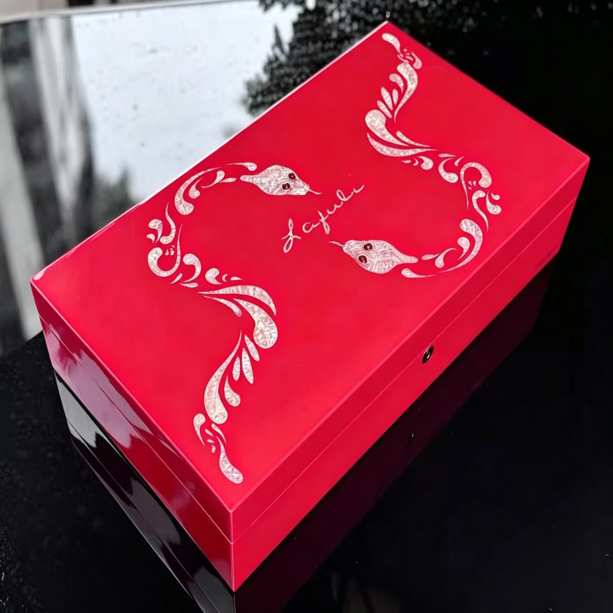 Limited Edition Year of Snake Cigar Humidor | Mother of Pearl Inlay | Walnut Wood Piano Lacquer | 120 Cigar Capacity with Lock